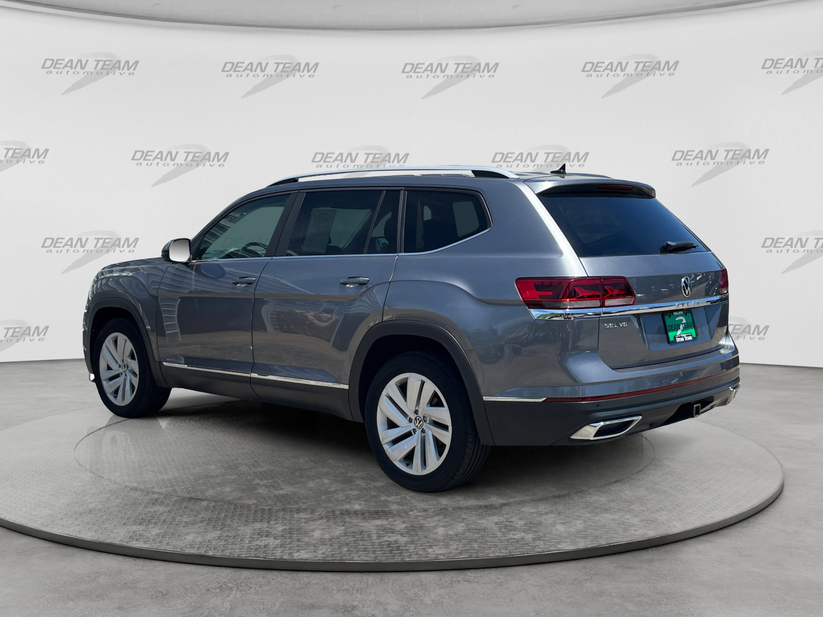 Used 2021 Volkswagen Atlas SEL FWD image 6