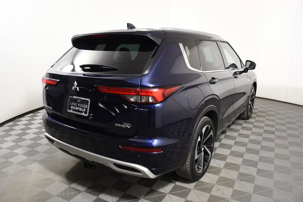 Used 2023 Mitsubishi Outlander SEL image 6
