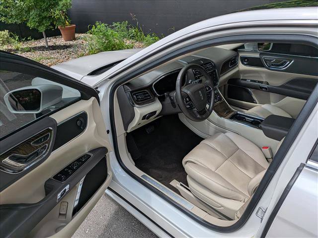 Used 2018 Lincoln Continental Reserve AWD/4WD image 25