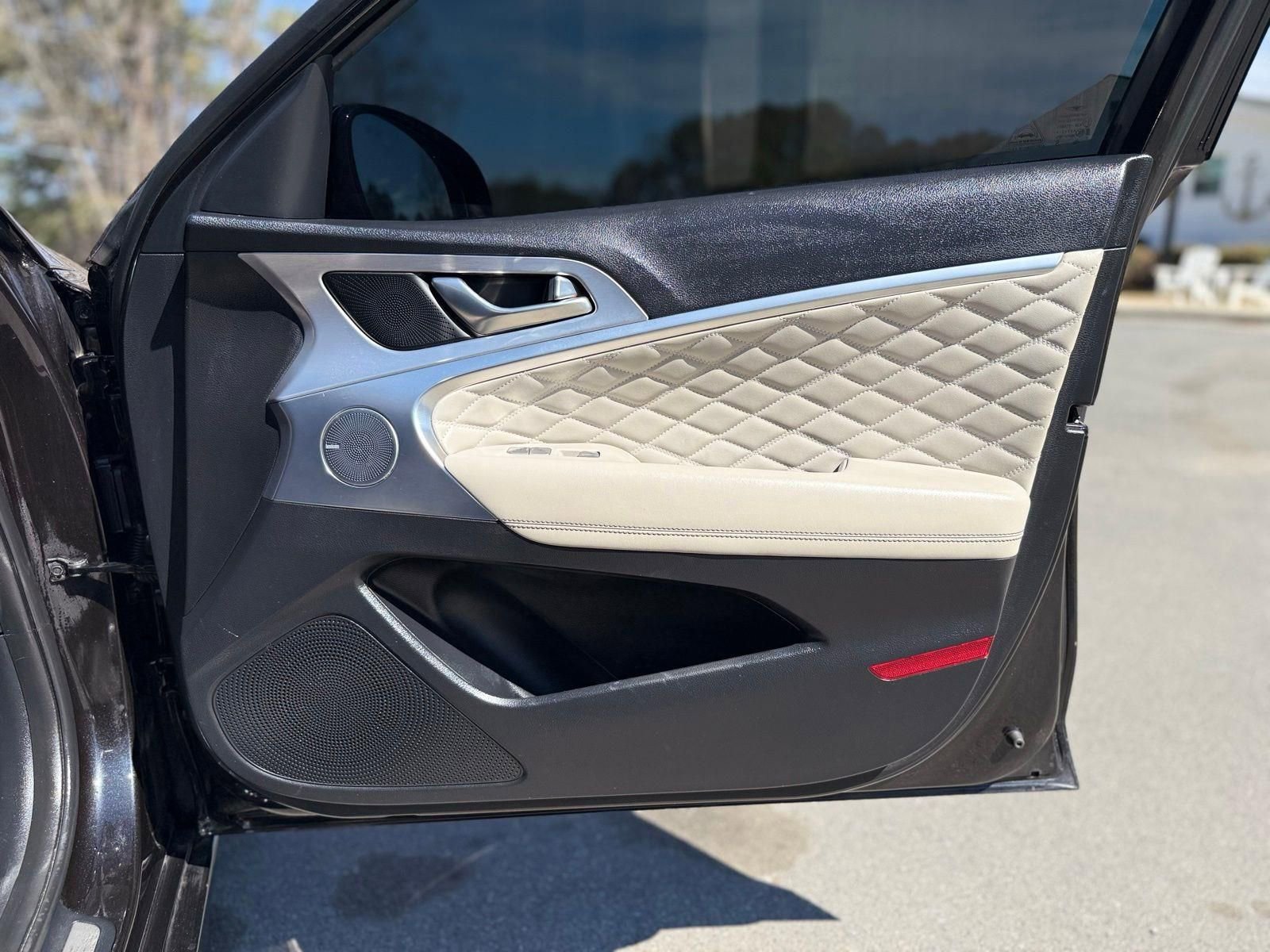 Used 2019 Genesis G70 3.3T Advanced w/ Prestige Package RWD image 21