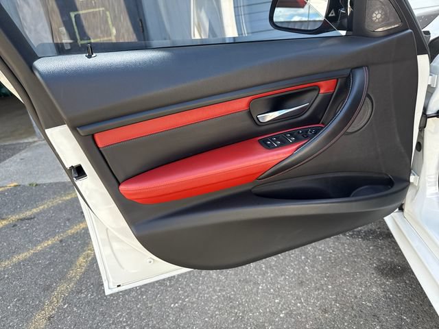 Used 2018 BMW M3 RWD image 15