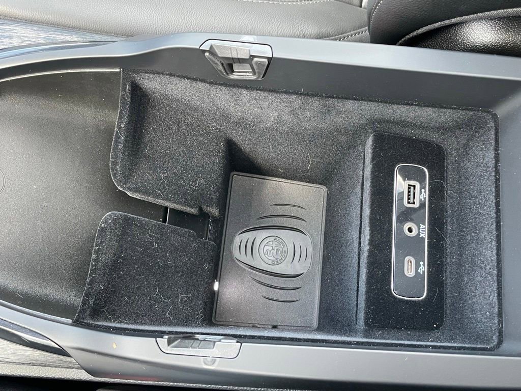 Used 2024 Alfa Romeo Stelvio Sprint AWD/4WD image 32