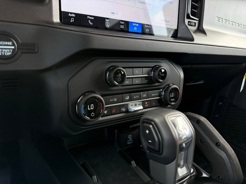 New 2025 Ford Bronco Badlands image 18