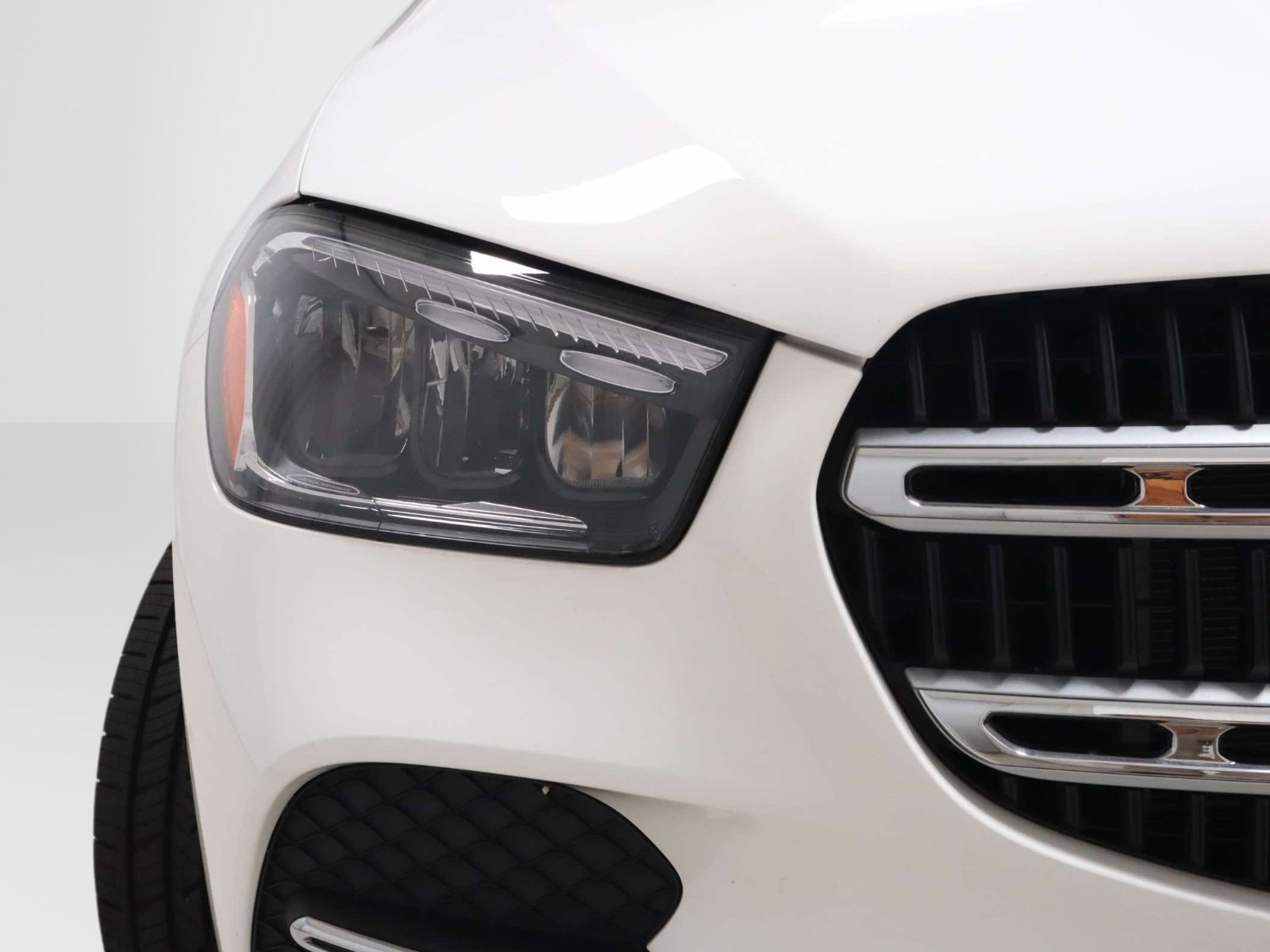 Used 2024 Mercedes-Benz GLE 350 4MATIC image 11