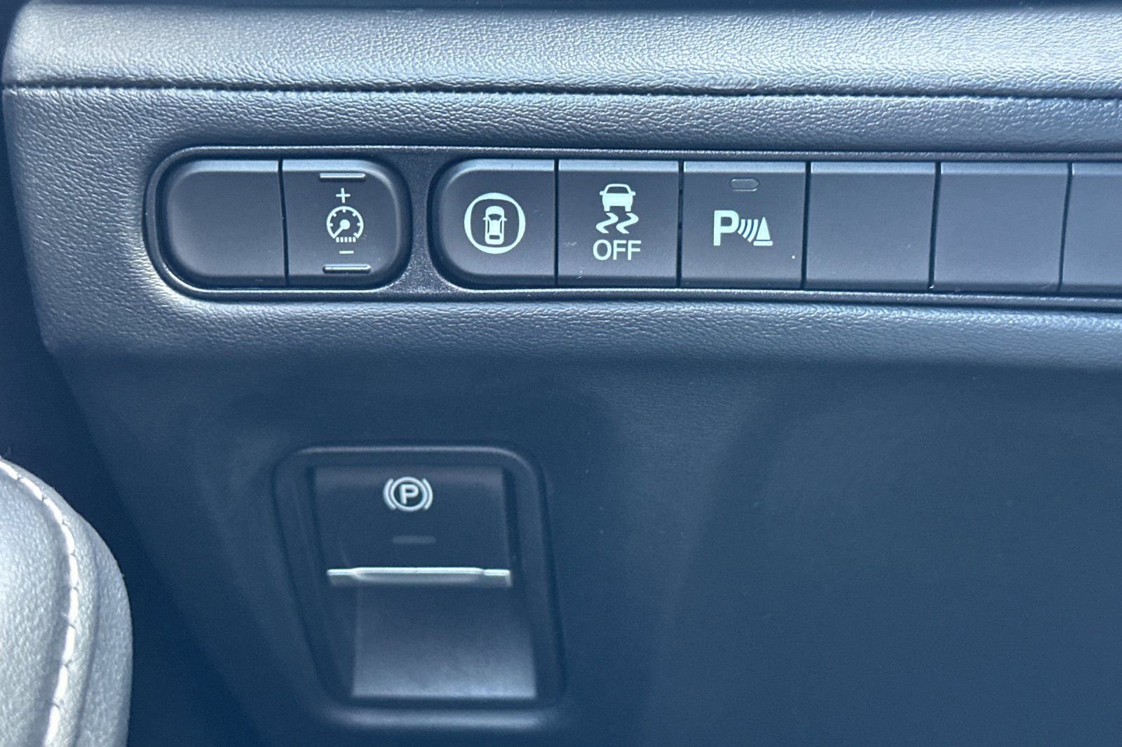 Used 2023 Acura MDX FWD w/ Technology Package image 37