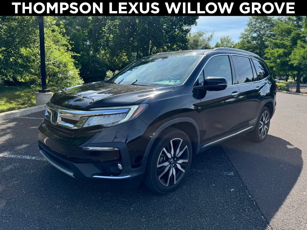 Used 2019 Honda Pilot Touring image 1