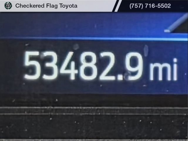 Used 2021 Ford Explorer XLT RWD image 12