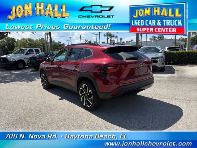 Used 2025 Chevrolet Trax RS w/ Sunroof Package FWD image 6