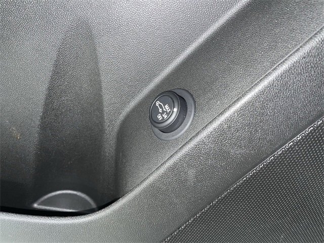 Certified 2022 Chevrolet Equinox RS w/ LPO, Cargo Package image 24