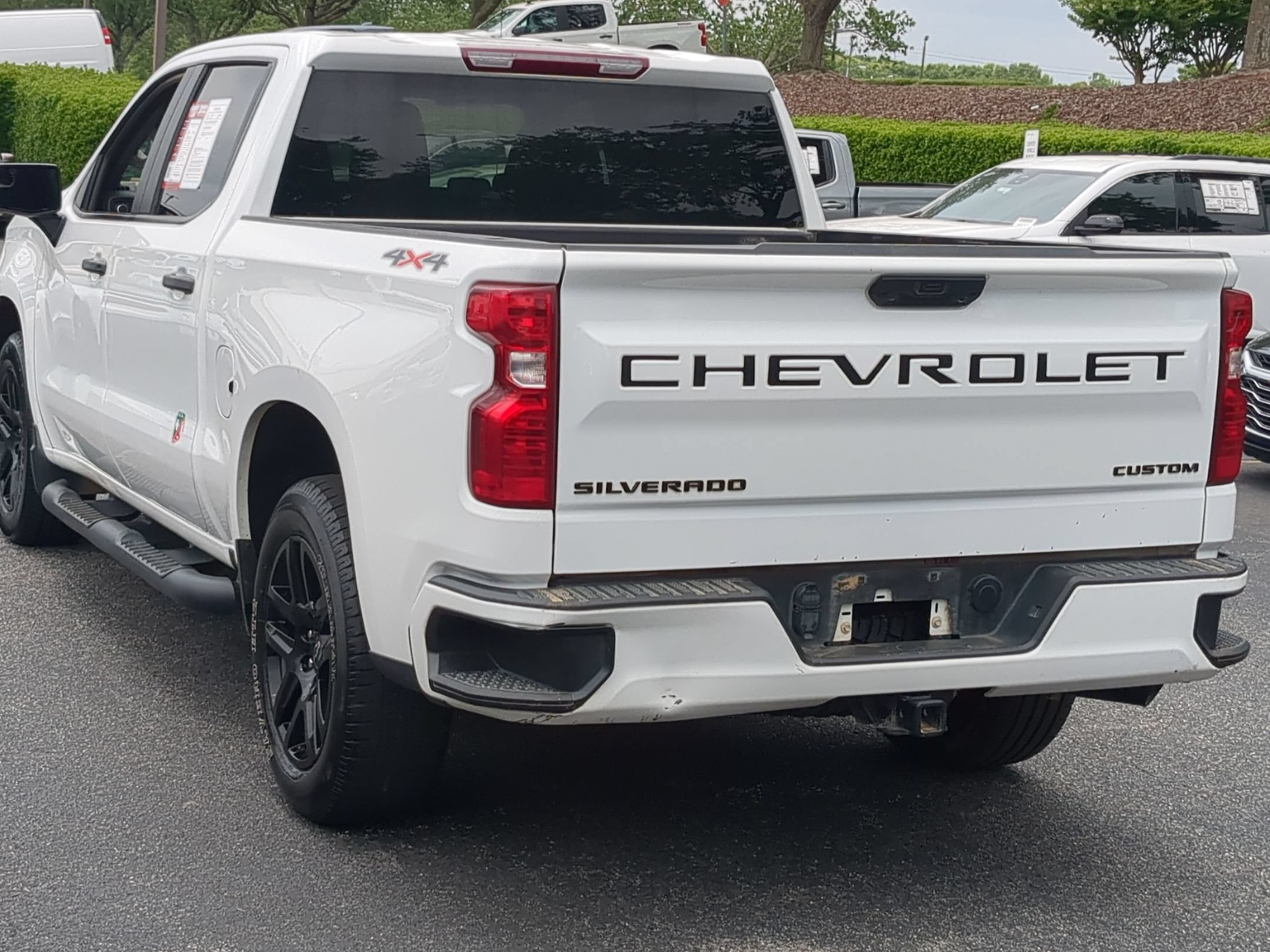 Used 2024 Chevrolet Silverado 1500 Custom w/ Rally Edition AWD/4WD image 8