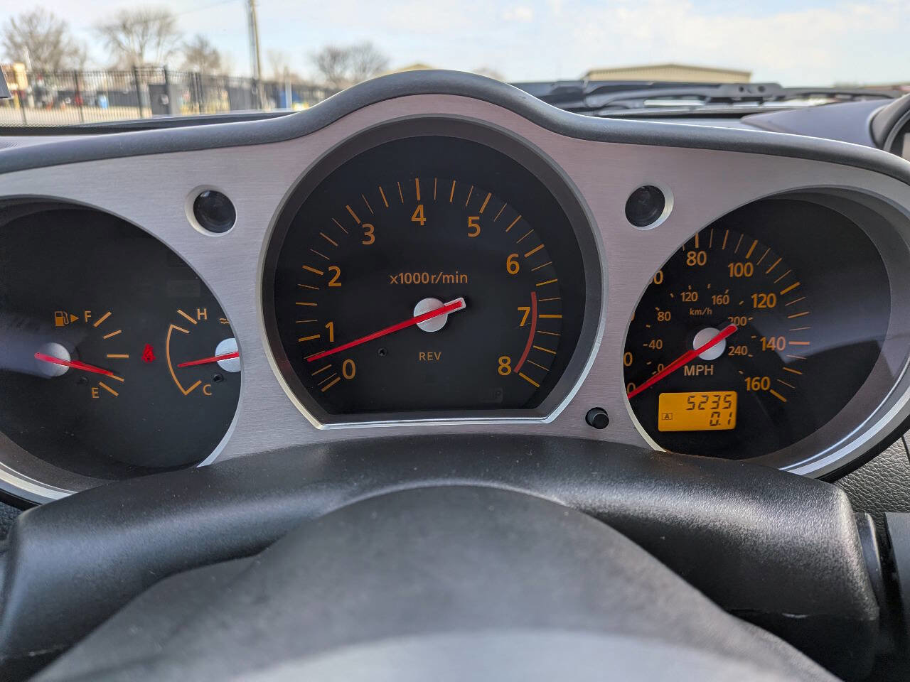 Used 2004 Nissan 350Z Enthusiast image 16