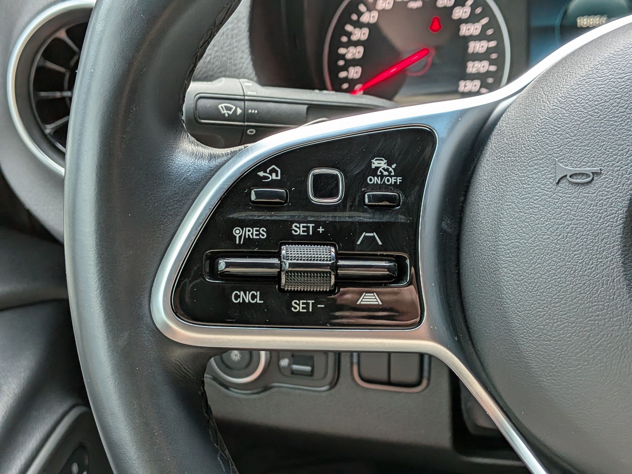 Used 2024 Mercedes-Benz Sprinter 2500 image 16