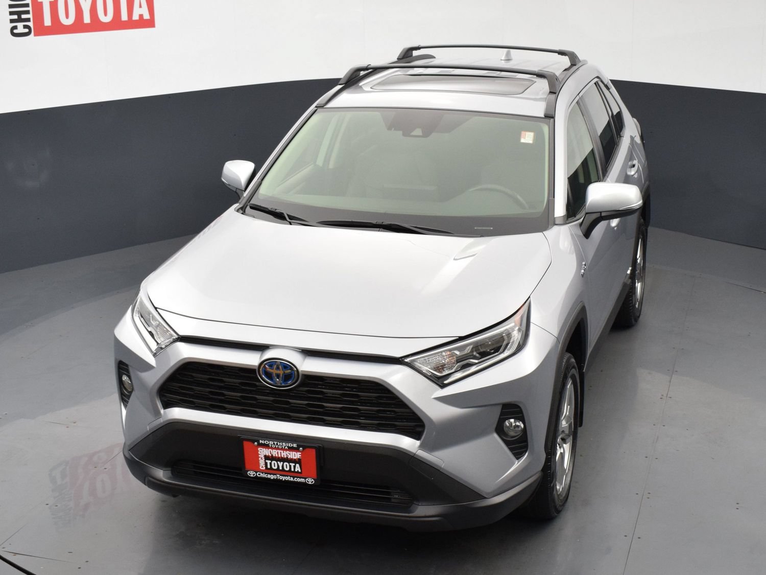 Used 2021 Toyota RAV4 XLE Premium AWD/4WD image 26
