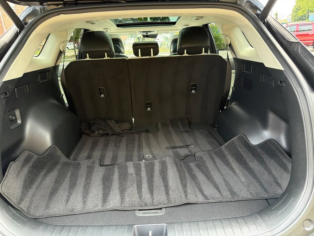 Certified 2025 Kia Sportage EX w/ Premium Package AWD/4WD image 32