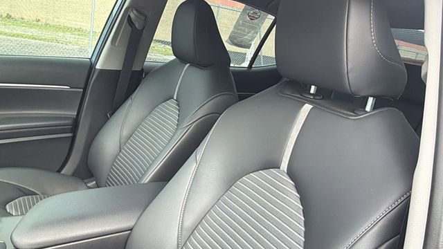 Certified 2023 Toyota Camry SE FWD image 18