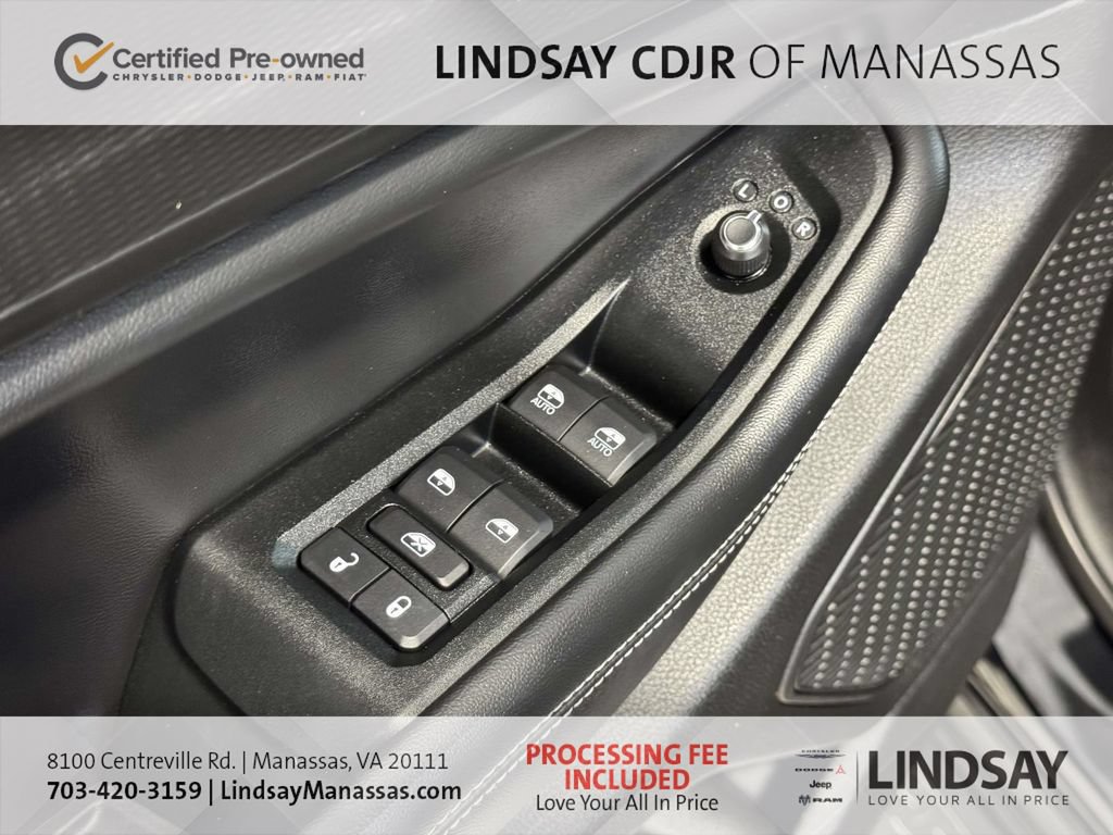 Certified 2025 Jeep Grand Cherokee Altitude AWD/4WD image 30