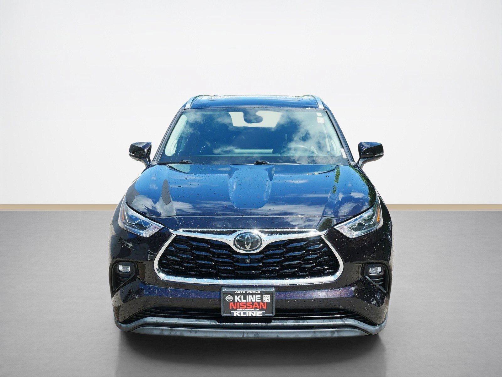 Used 2020 Toyota Highlander Limited AWD/4WD image 8
