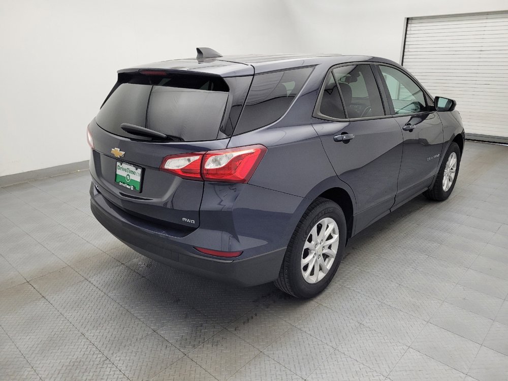 Used 2019 Chevrolet Equinox LS w/ LS Convenience Package AWD/4WD image 9
