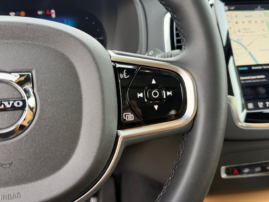 Certified 2025 Volvo XC90 T8 Ultra w/ Protection Package Premier AWD/4WD image 19