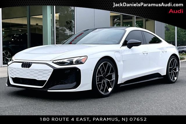Used 2025 Audi RS e-tron GT performance w/ 21" Wheel Package