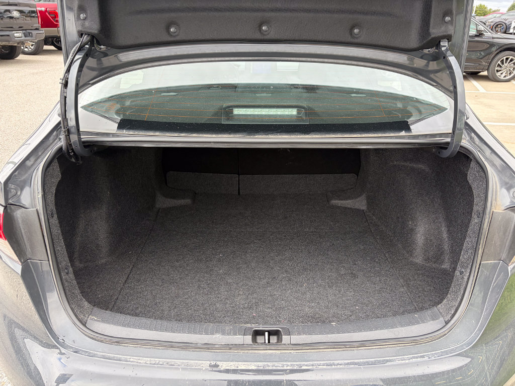 Used 2025 Toyota Corolla LE FWD image 13