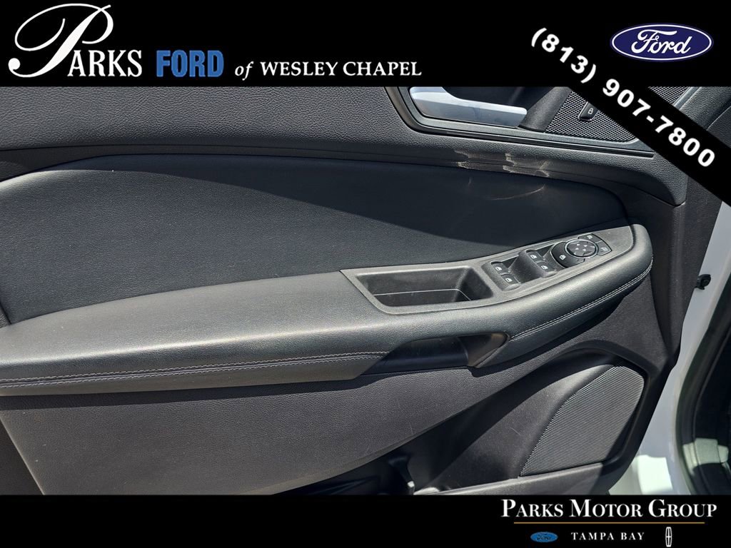 Certified 2020 Ford Edge SE w/ Cargo Accessory Package FWD image 15