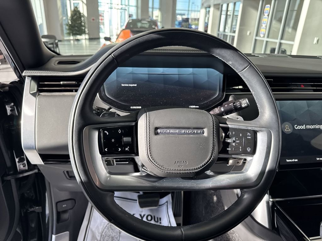 Used 2025 Land Rover Range Rover Long Wheelbase Autobiography image 14