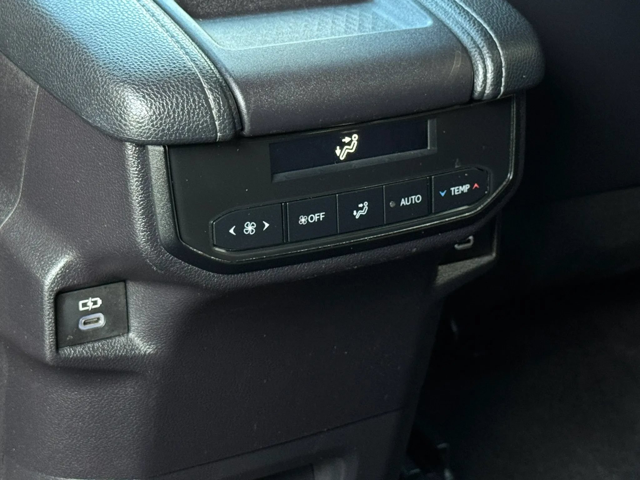 Used 2024 Toyota Grand Highlander FWD image 21
