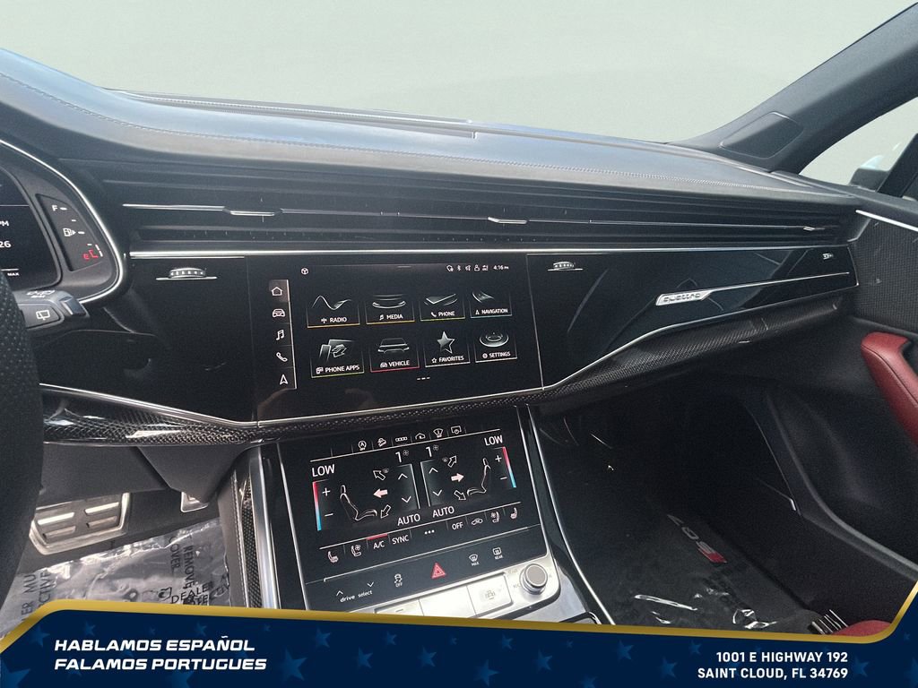Used 2022 Audi SQ7 Prestige AWD/4WD image 18