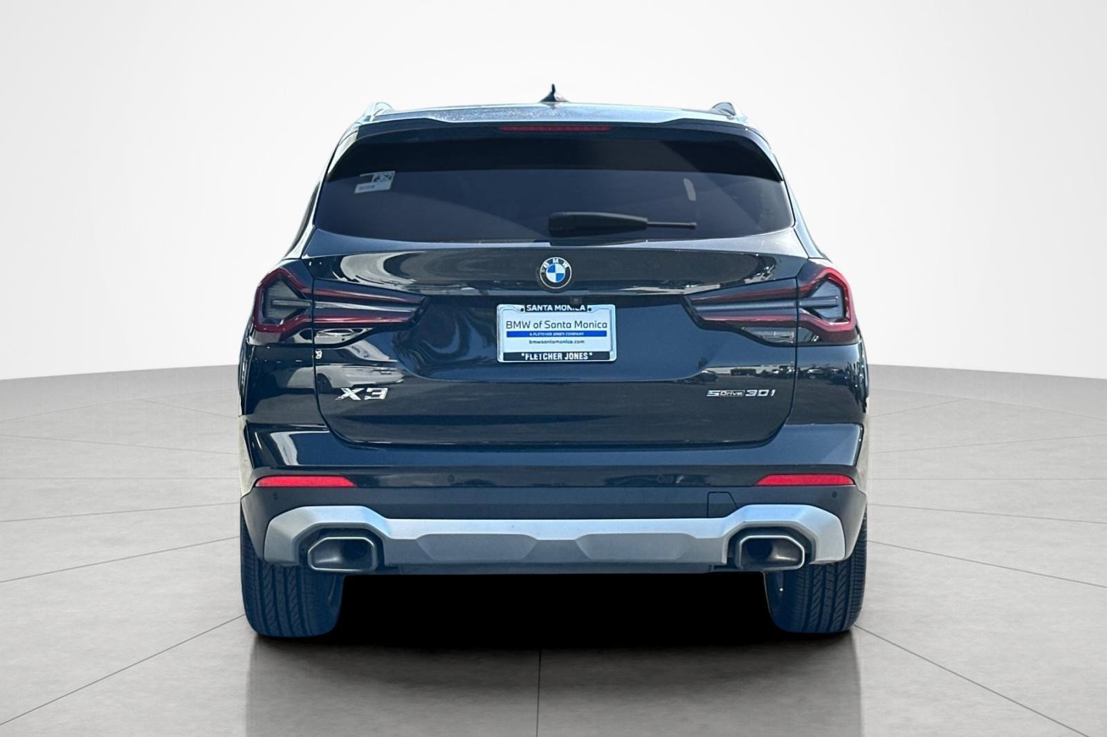 Used 2023 BMW X3 sDrive30i w/ Premium Package RWD image 4