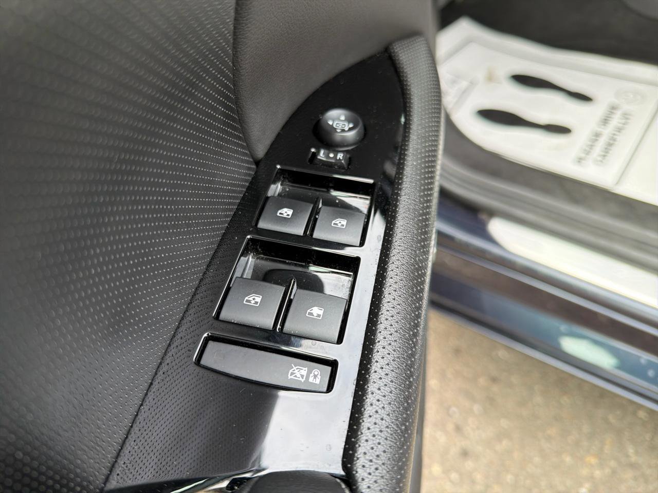 Used 2014 Cadillac XTS Luxury image 13