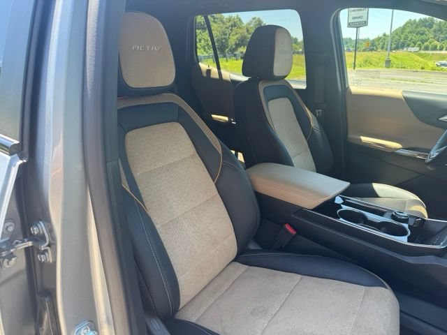 New 2026 Chevrolet Equinox ACTIV w/ Safety and Technology Package AWD/4WD image 22