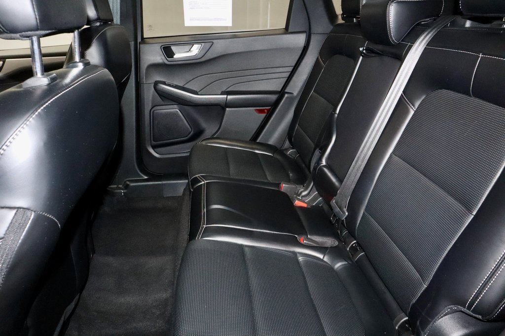 Certified 2024 Ford Escape Platinum image 23