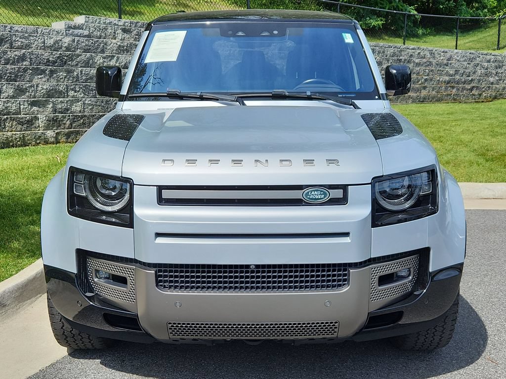 Used 2021 Land Rover Defender 110 X-Dynamic SE AWD/4WD image 8