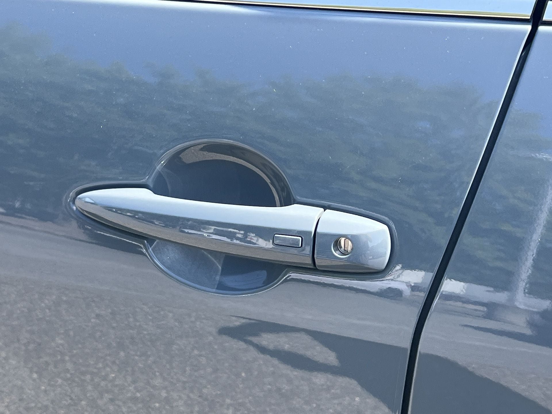 Used 2025 Nissan Sentra SR FWD image 30