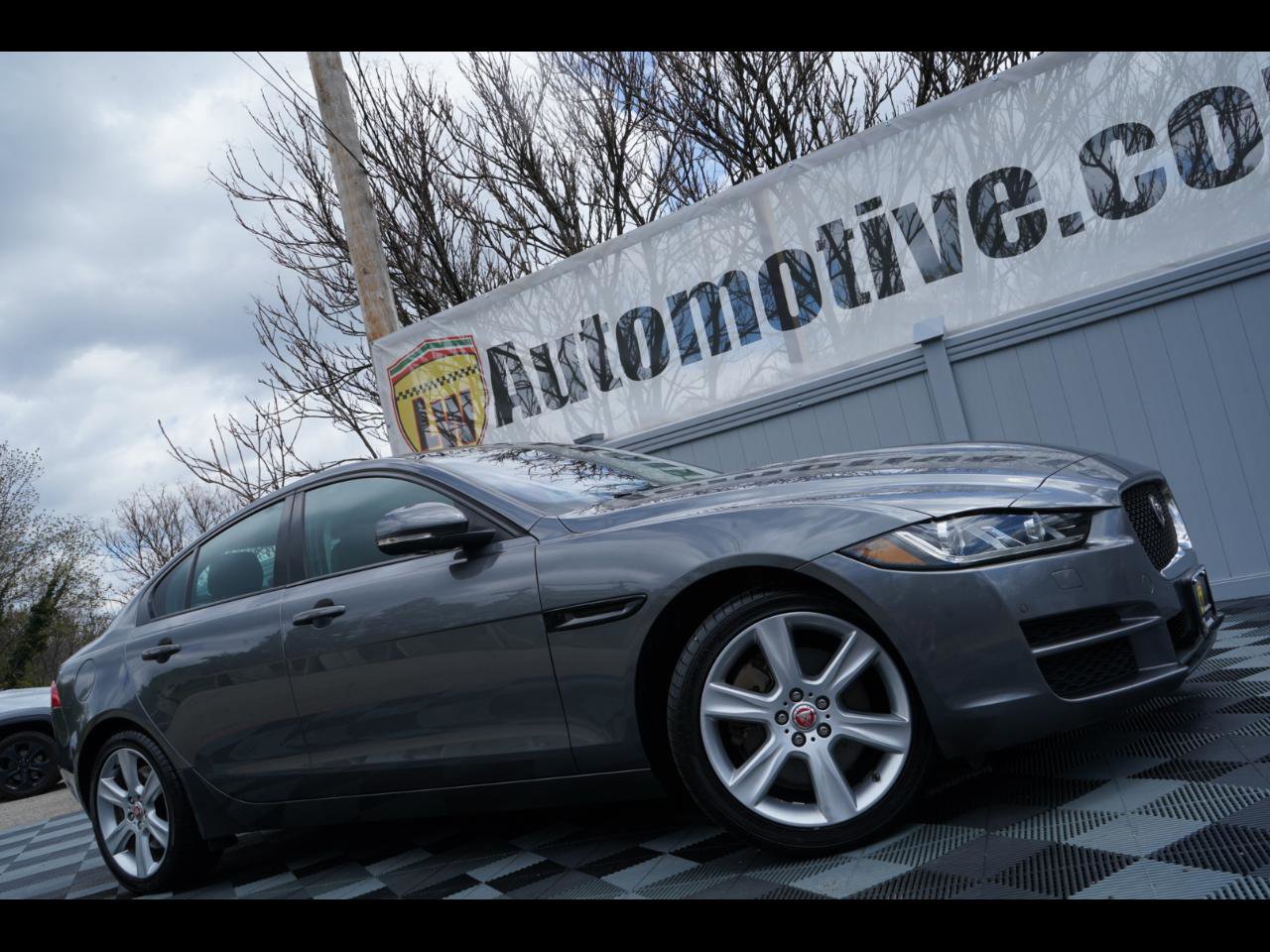 Used 2018 Jaguar XE Prestige AWD/4WD image 1
