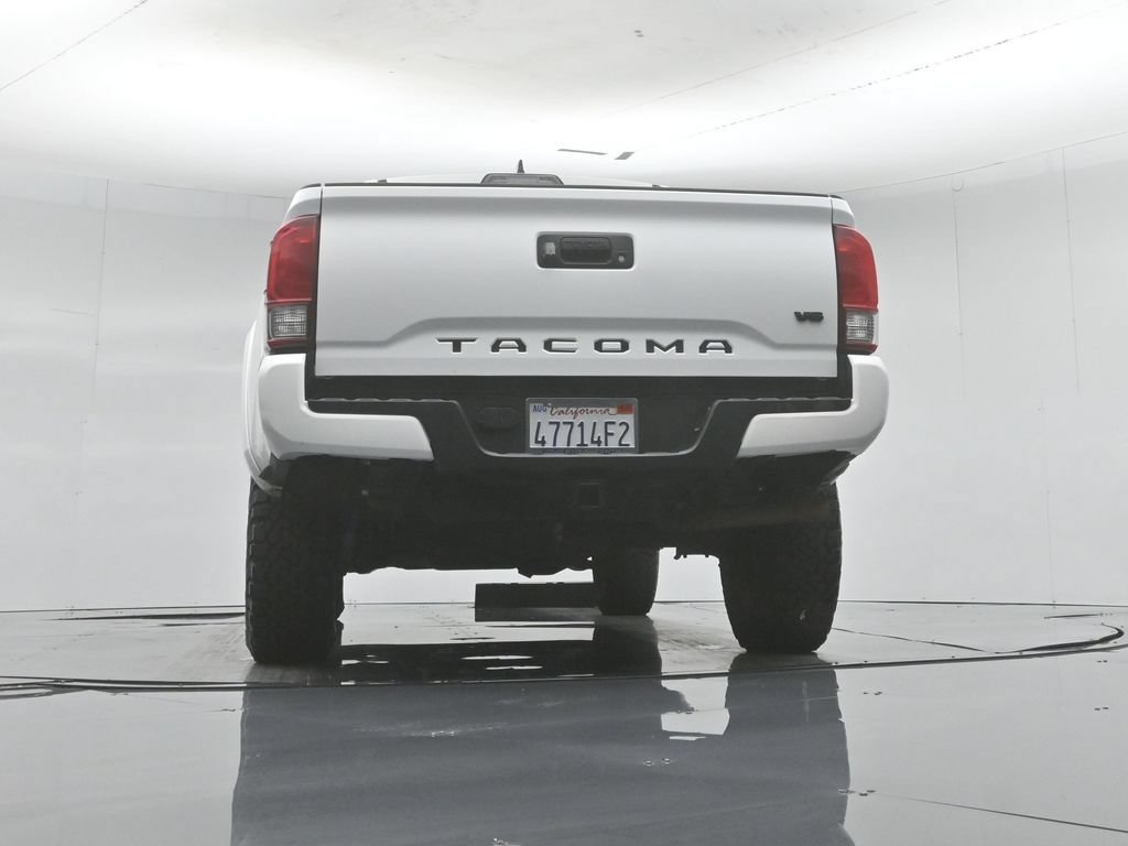 Used 2017 Toyota Tacoma TRD Sport w/ Tow Package RWD image 49