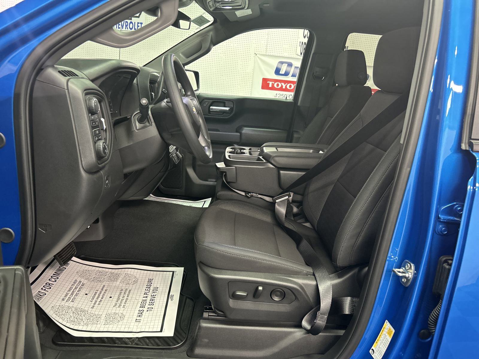 New 2025 Chevrolet Silverado 1500 Custom image 10