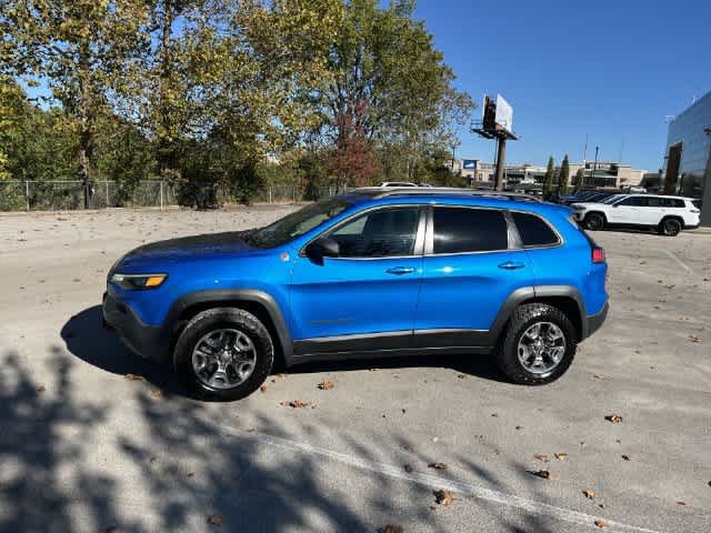 Used 2019 Jeep Cherokee Trailhawk w/ Comfort/Convenience Group AWD/4WD image 5