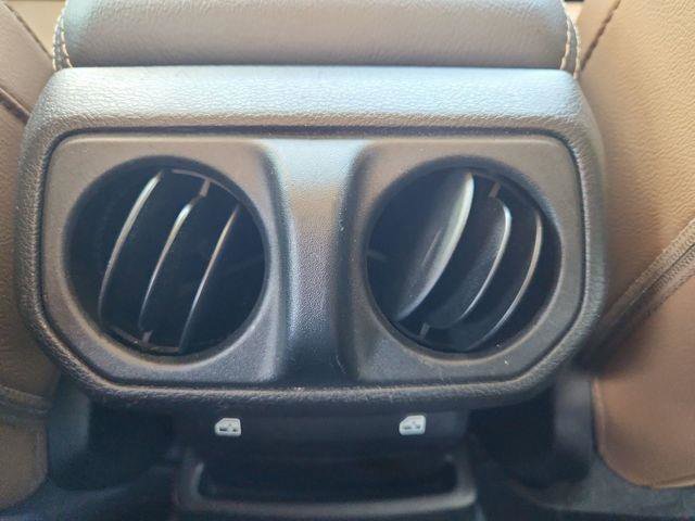 Used 2021 Jeep Wrangler Unlimited Sahara w/ Cold Weather Group AWD/4WD image 21