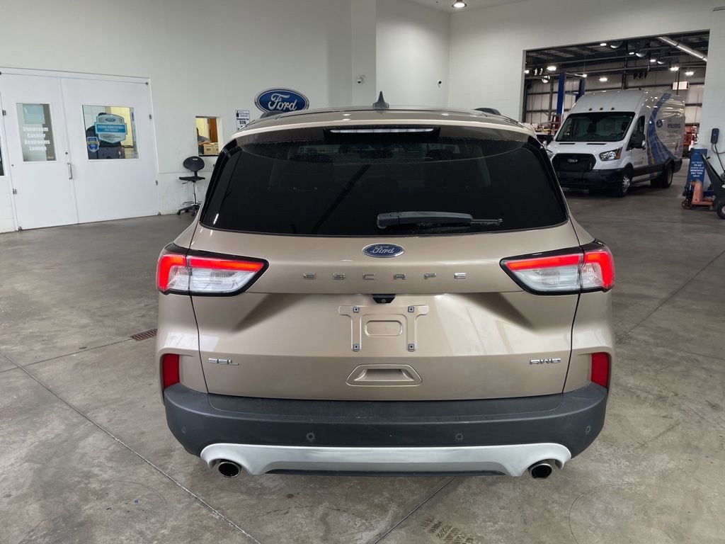 Used 2021 Ford Escape SEL AWD/4WD image 6