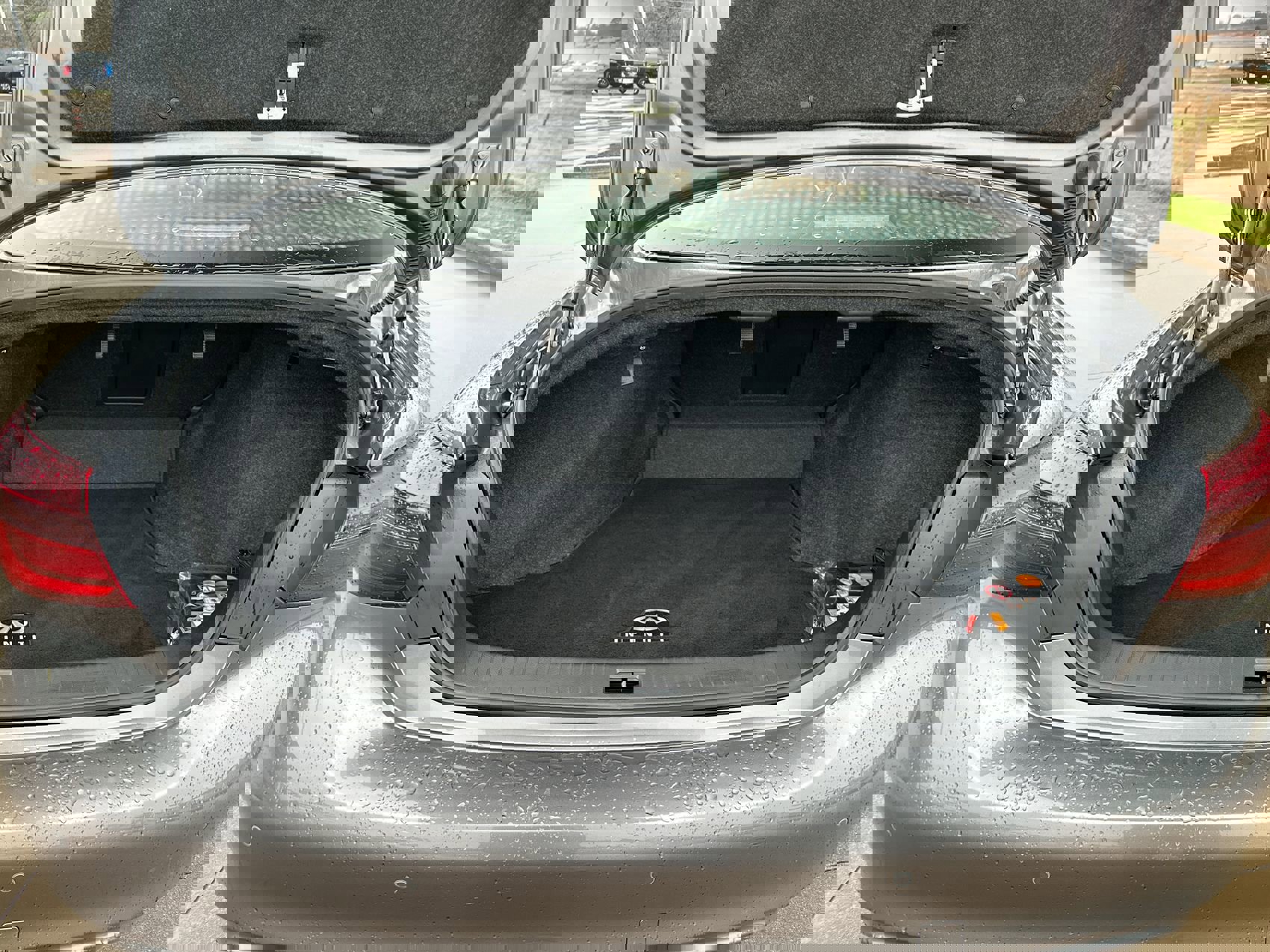 Used 2024 INFINITI Q50 Luxe w/ Cargo Package image 23