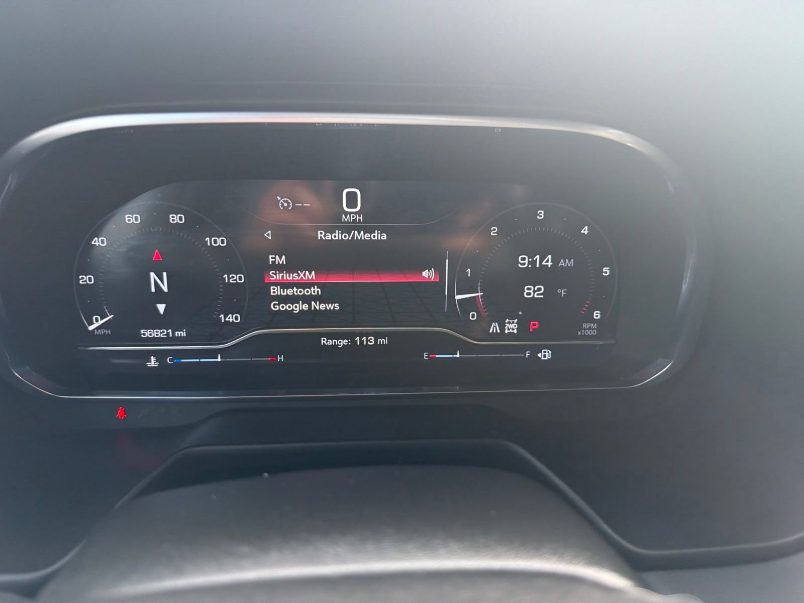 Used 2024 GMC Yukon XL AT4 w/ Technology Package AWD/4WD image 28