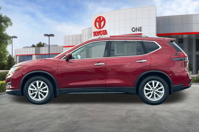 Used 2018 Nissan Rogue SV w/ Premium Package image 9