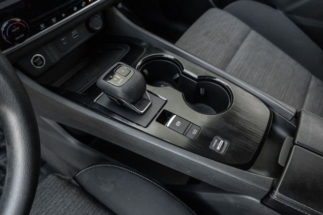 Used 2023 Nissan Rogue SV image 11