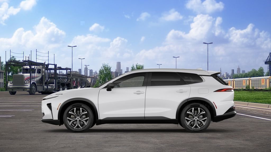 New 2025 Toyota Crown Signia image 4