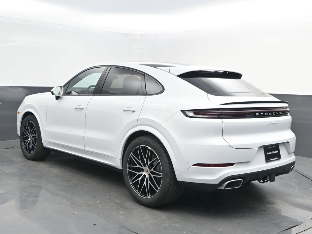New 2025 Porsche Cayenne Coupe image 3