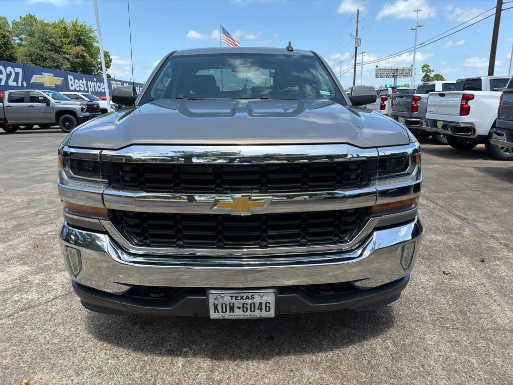 Used 2017 Chevrolet Silverado 1500 LT w/ Texas Edition RWD image 2