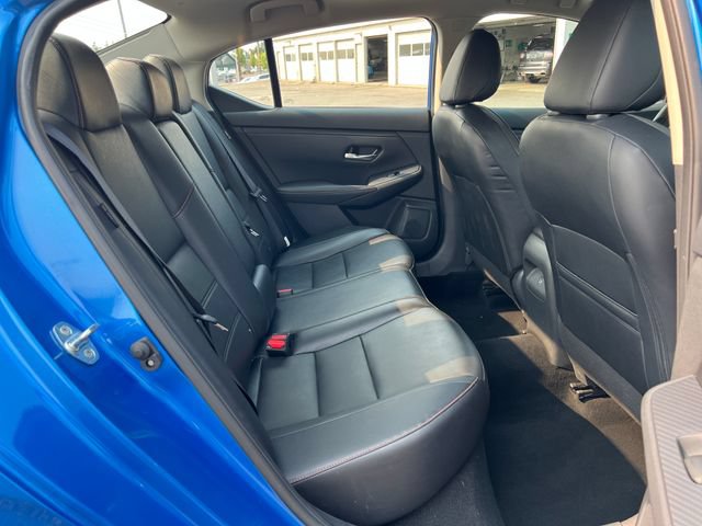 Used 2022 Nissan Sentra SR w/ SR Premium Package FWD image 10