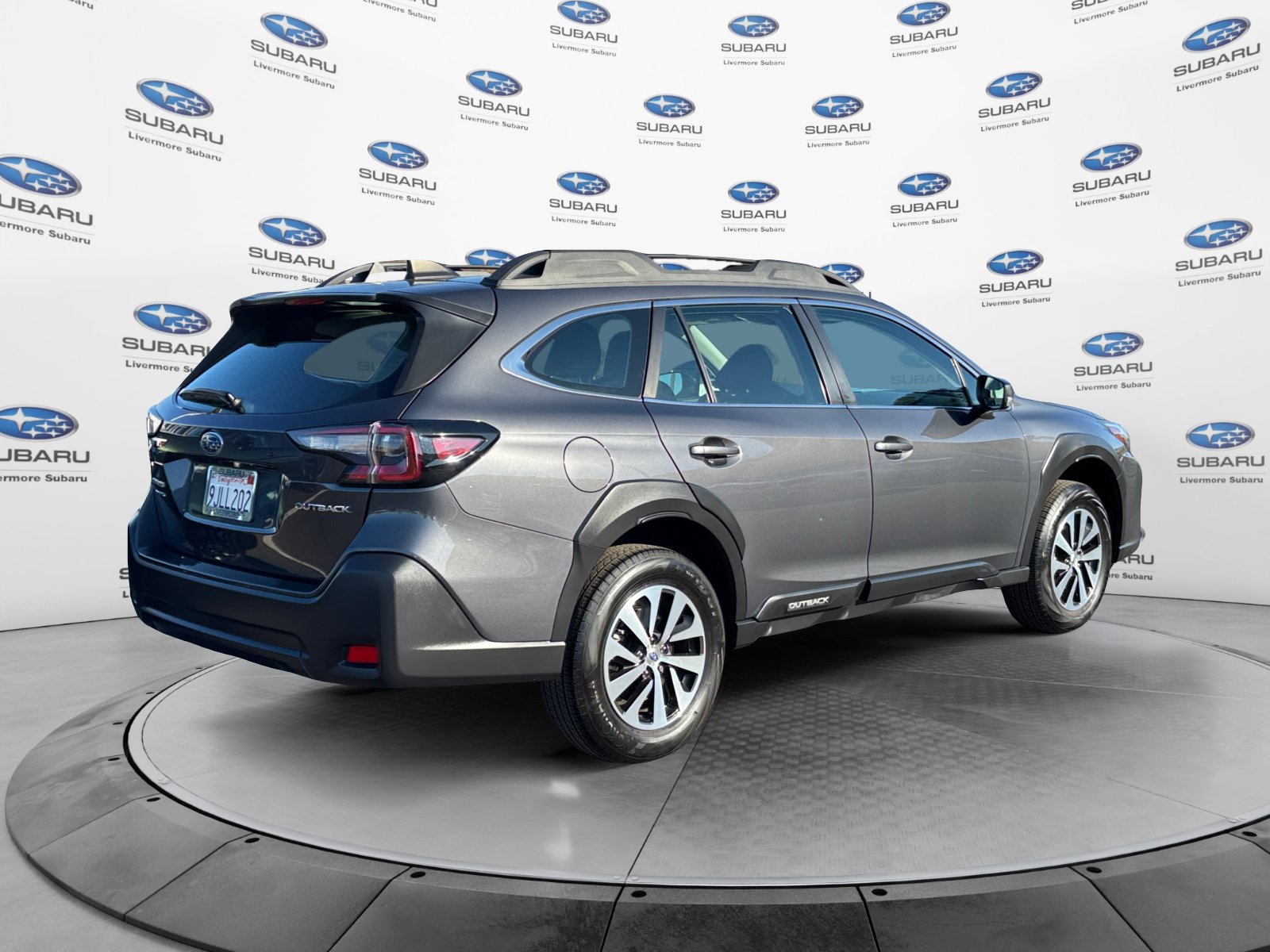 Used 2024 Subaru Outback AWD/4WD image 6